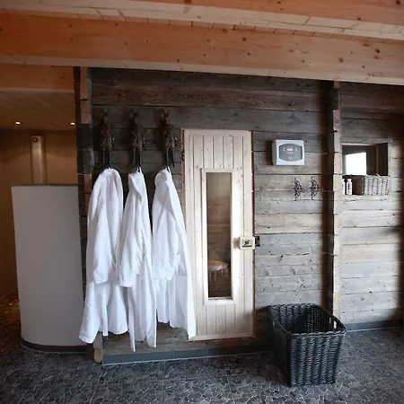 Hamilton & 3* Belalp