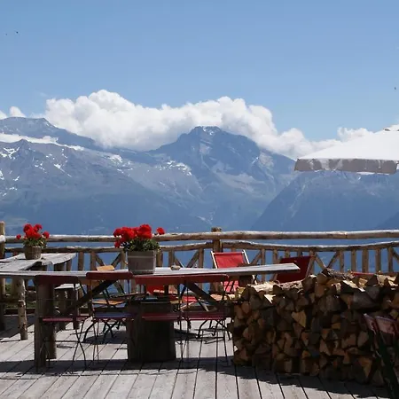 Hamilton & 3* Belalp