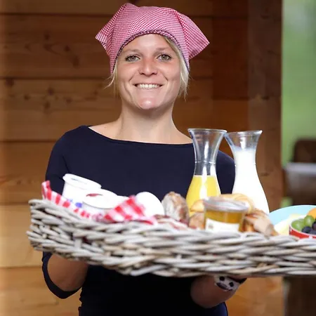 Hamilton & ホテル ベラルプ