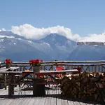 Hamilton & 3* Belalp
